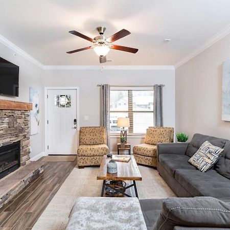 Gorgeous Cades Cove Condo With Community Pool Townsend Bagian luar foto